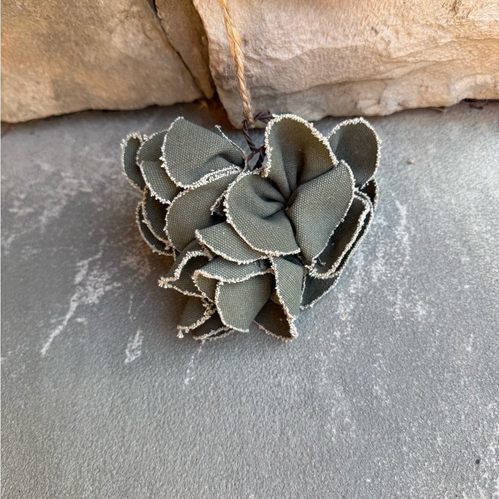 New🌟Anthropologie-Handmade Canvas Flower Ornament